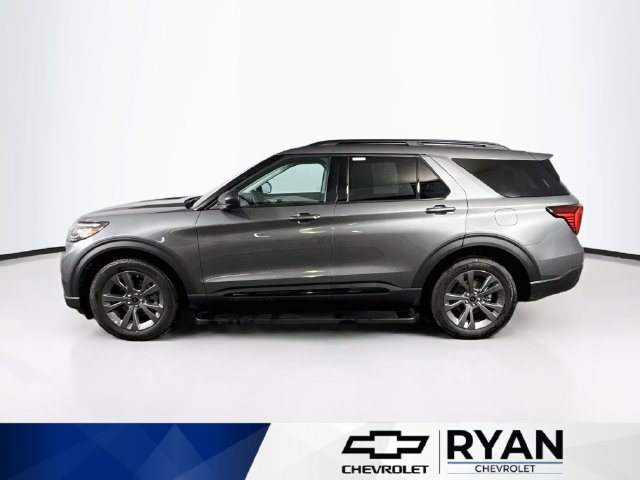 Used 2026 Ford Explorer Active w/ Active Comfort Package AWD/4WD image 4