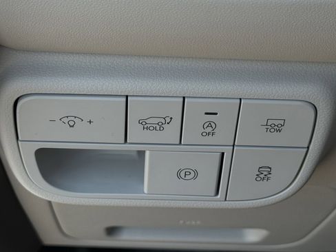 Used 2026 Hyundai Palisade SEL FWD image 18