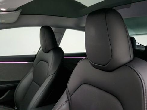 Used 2025 Tesla Model 3 Long Range RWD image 46