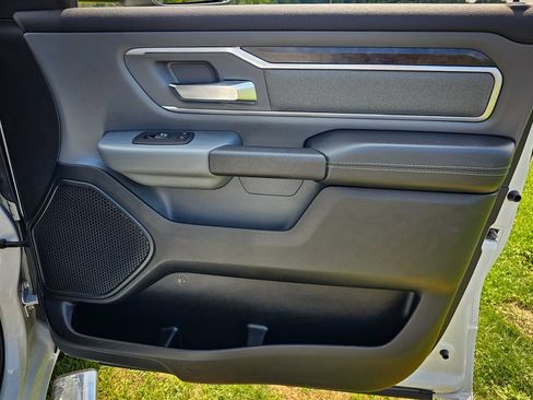 Used 2022 RAM 1500 Big Horn AWD/4WD image 43