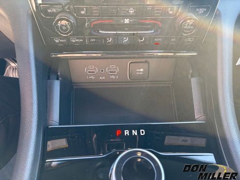 New 2025 Jeep Grand Cherokee Altitude image 19