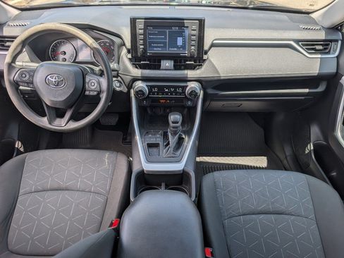 Used 2022 Toyota RAV4 XLE FWD image 4