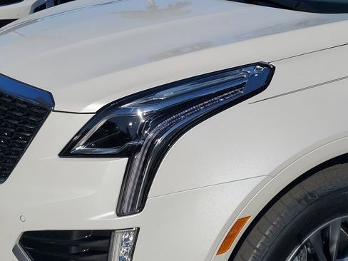 Certified 2023 Cadillac XT5 Premium Luxury image 9