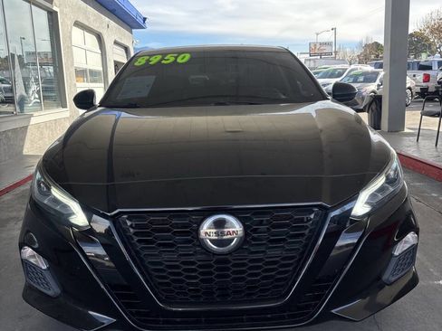 Used 2019 Nissan Altima 2.5 SR image 3