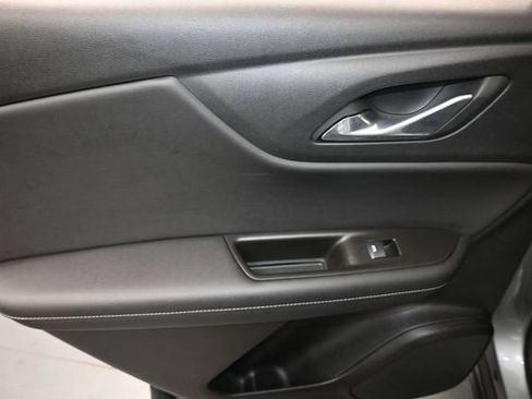 Used 2024 Chevrolet Blazer LT w/ Convenience Package FWD image 19