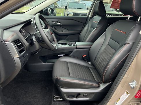 Used 2025 Nissan Rogue SV w/ Rock Creek Premium Package image 21