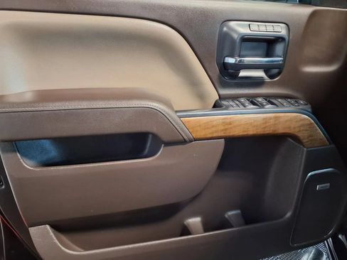 Used 2014 Chevrolet Silverado 1500 LTZ w/ LTZ Plus Package AWD/4WD image 17