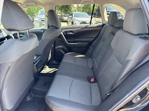 Used 2023 Toyota RAV4 AWD Hybrid image 13