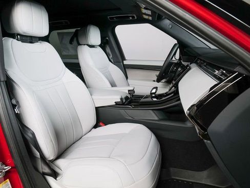New 2026 Land Rover Range Rover Sport SE AWD/4WD image 3