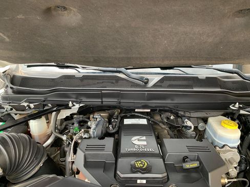 Used 2021 RAM 2500 Big Horn w/ Level 1 Equipment Group AWD/4WD image 9