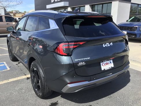 New 2026 Kia Sportage EX AWD/4WD image 4