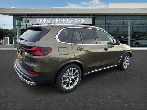 New 2026 BMW X5 xDrive50e AWD/4WD image 7