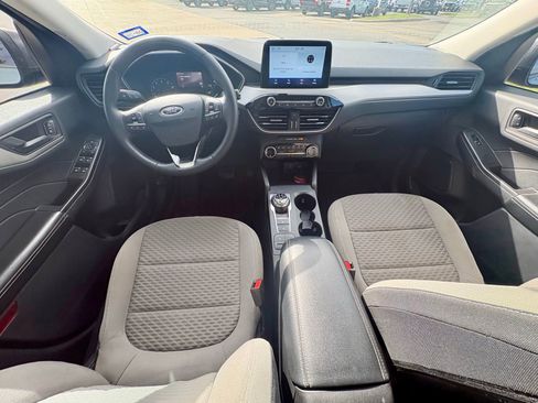 Used 2022 Ford Escape SE w/ Convenience Package FWD image 12