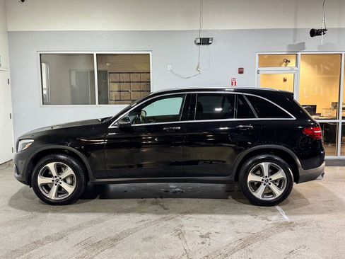 Used 2019 Mercedes-Benz GLC 300 4MATIC image 7
