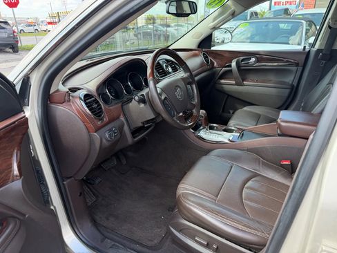 Used 2013 Buick Enclave Leather image 8