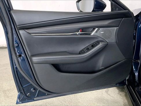 Used 2019 MAZDA MAZDA3 AWD Sedan w/ Preferred Package image 25