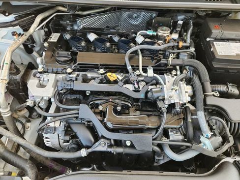 Used 2025 Toyota Corolla SE FWD image 21