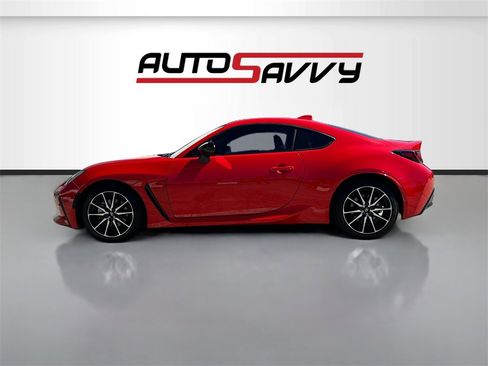 Used 2023 Toyota GR86 image 4