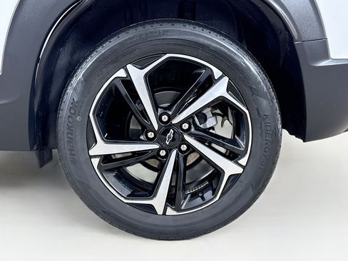 Used 2023 Chevrolet TrailBlazer RS image 31