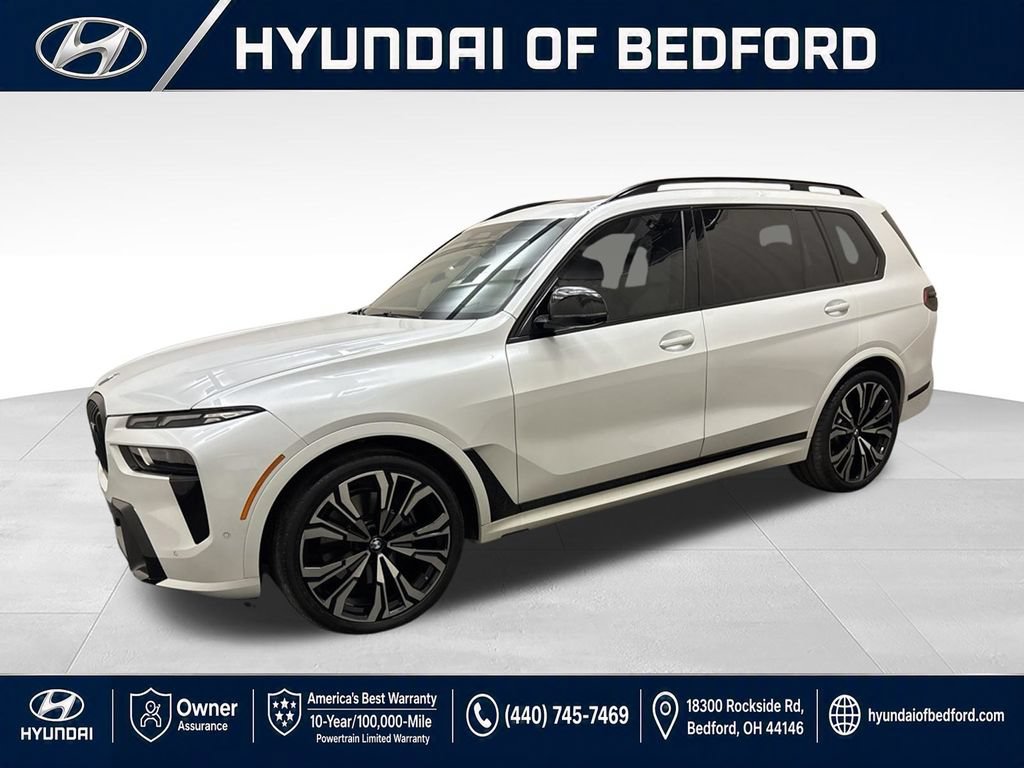 Used 2025 BMW X7 M60i AWD/4WD image 11