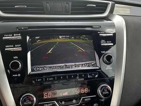 Used 2017 Nissan Murano S FWD image 14