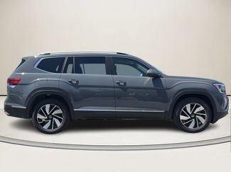 New 2026 Volkswagen Atlas SEL Premium R-Line AWD/4WD video 2