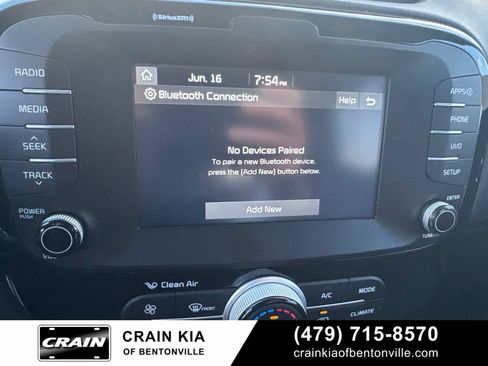 Used 2019 Kia Soul ! FWD image 17