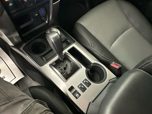 Used 2024 Toyota 4Runner SR5 Premium w/ Moonroof Package AWD/4WD image 26