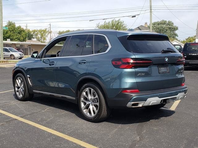 Used 2026 BMW X5 xDrive40i AWD/4WD image 5