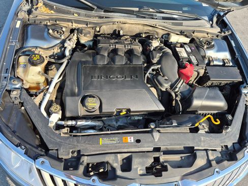 Used 2012 Lincoln MKZ FWD image 34