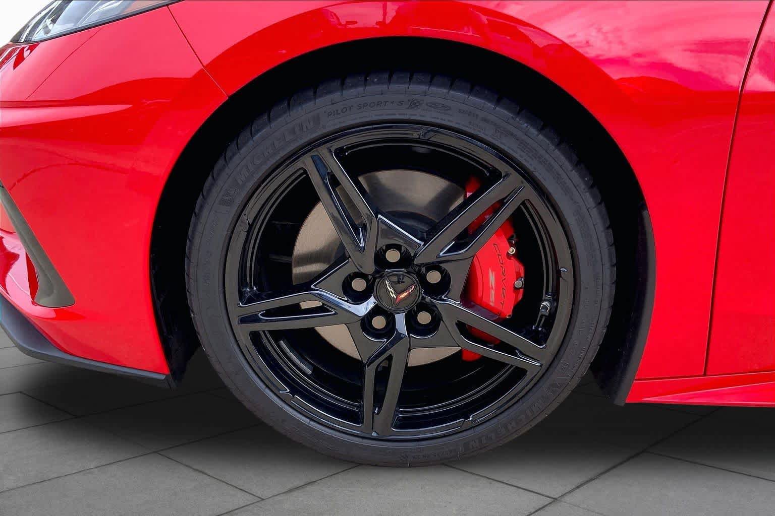 Certified 2024 Chevrolet Corvette Stingray Premium Cpe w/ Z51 Performance Package RWD image 9