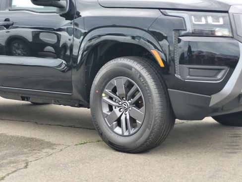 New 2026 Nissan Frontier SV image 2