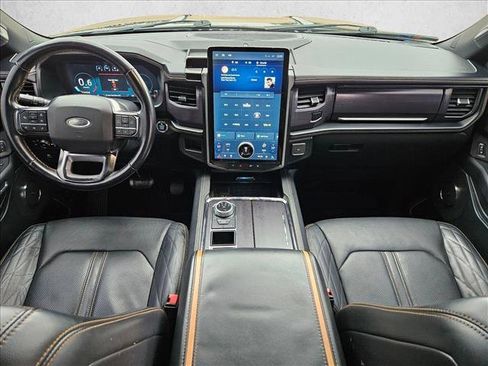 Used 2022 Ford Expedition Platinum image 20