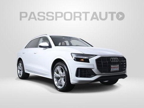 Used 2023 Audi Q8 Premium Plus image 3
