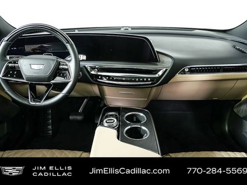 Certified 2024 Cadillac Lyriq Sport w/ Nappa Leather Package image 21