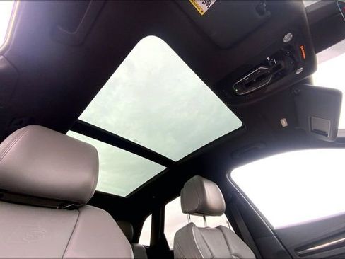 Used 2019 Audi SQ5 Prestige w/ Prestige Package image 32