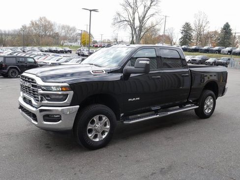 Used 2025 RAM 2500 Big Horn image 8