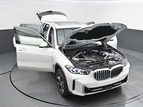 New 2026 BMW X5 sDrive40i w/ Climate Comfort Package RWD image 61