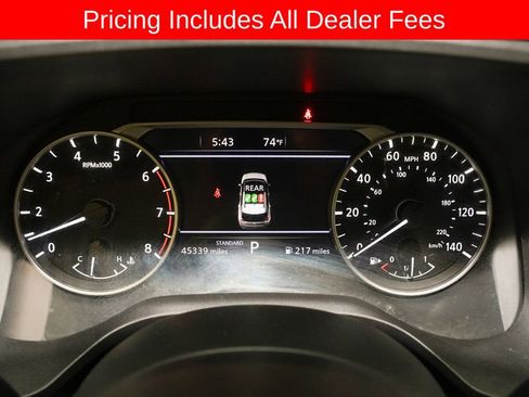 Certified 2023 Nissan Rogue SV w/ SV Premium B Package FWD image 19