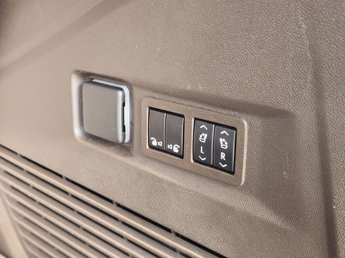 Used 2023 Lexus ES 350 w/ Premium Package image 42