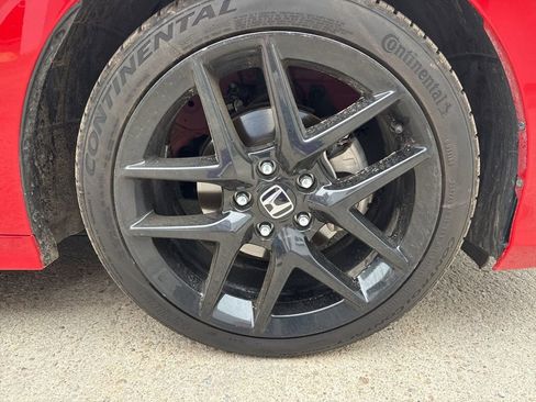 Used 2025 Honda Civic Sport image 15