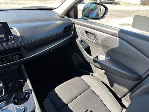 Used 2024 Nissan Rogue S image 20