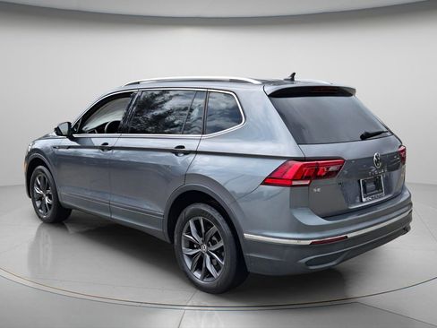 Used 2023 Volkswagen Tiguan SE image 7