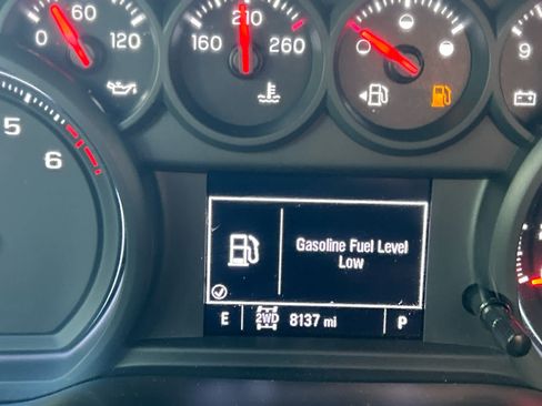 Used 2023 Chevrolet Silverado 1500 Custom AWD/4WD image 12