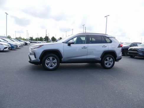 Used 2024 Toyota RAV4 XLE image 6