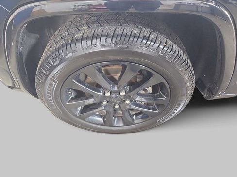 Used 2021 Jeep Grand Cherokee Laredo X image 31