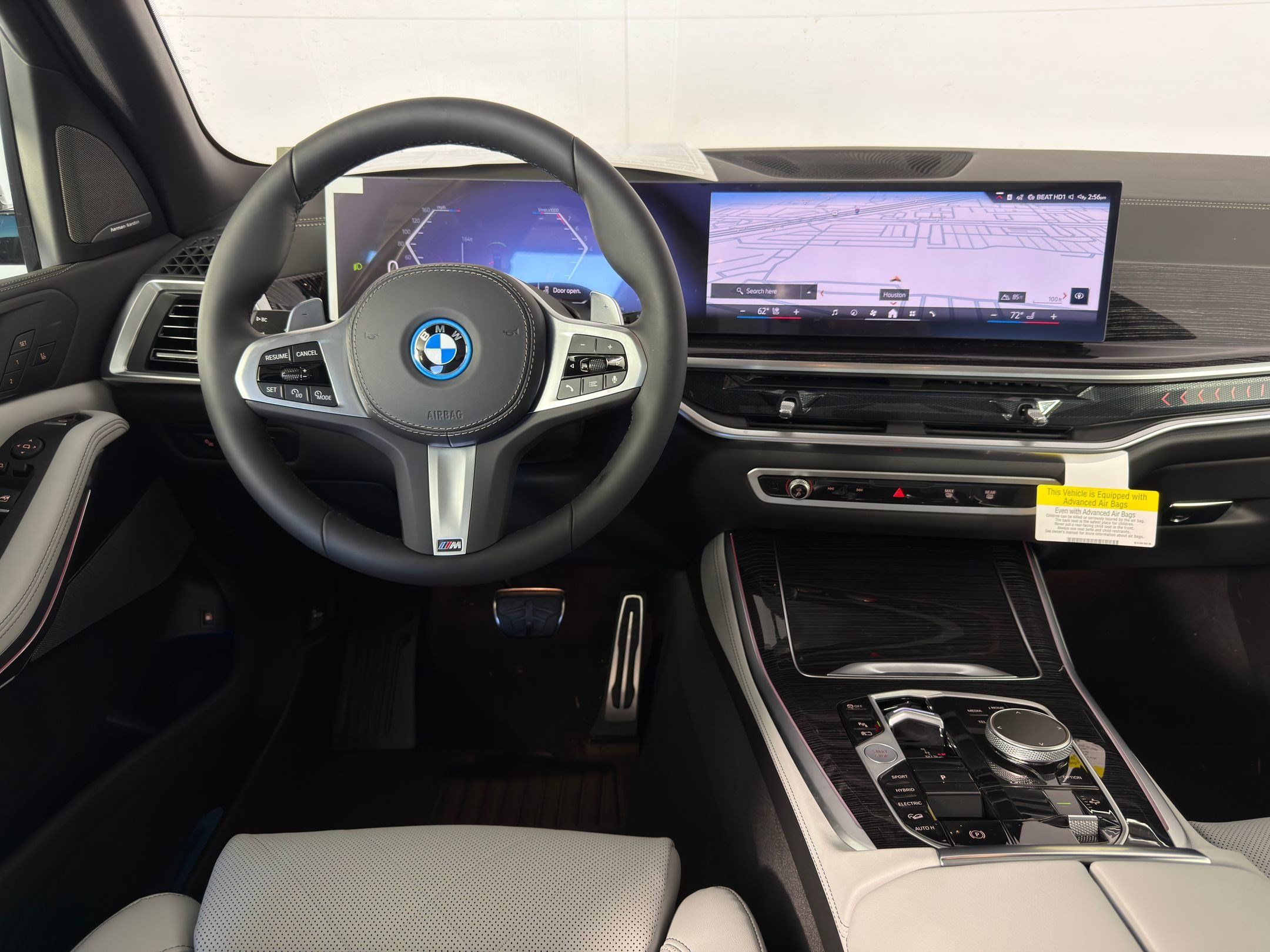 Used 2026 BMW X5 xDrive50e AWD/4WD image 4