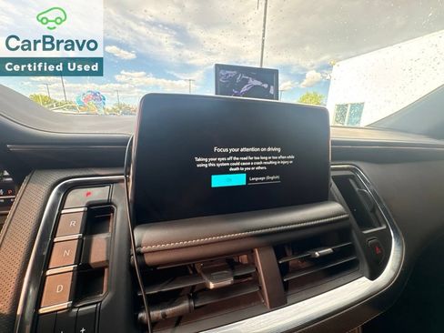 Used 2023 Chevrolet Tahoe Premier AWD/4WD image 12