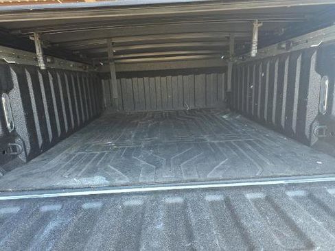 Used 2020 RAM 1500 Laramie AWD/4WD image 11