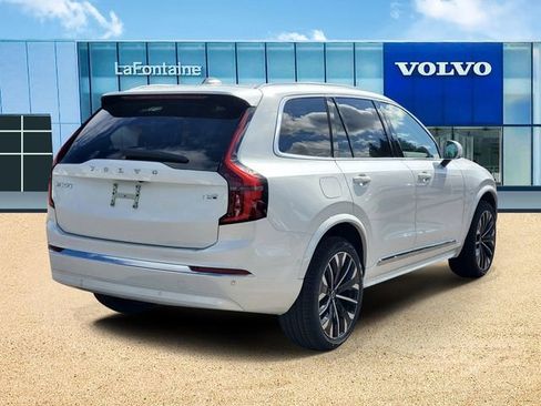 New 2026 Volvo XC90 T8 Ultra w/ Protection Package Premier AWD/4WD image 4